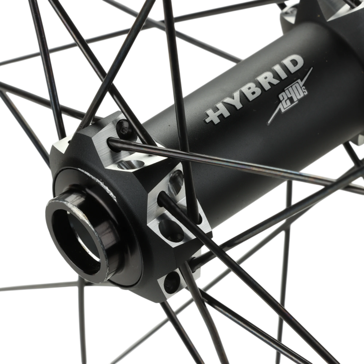 DT Swiss Vorderrad HXC 1200 SPLINE Carbon Hybrid 27,5 Zoll Boost Centerlock (B - Ware) - RAAAD.de
