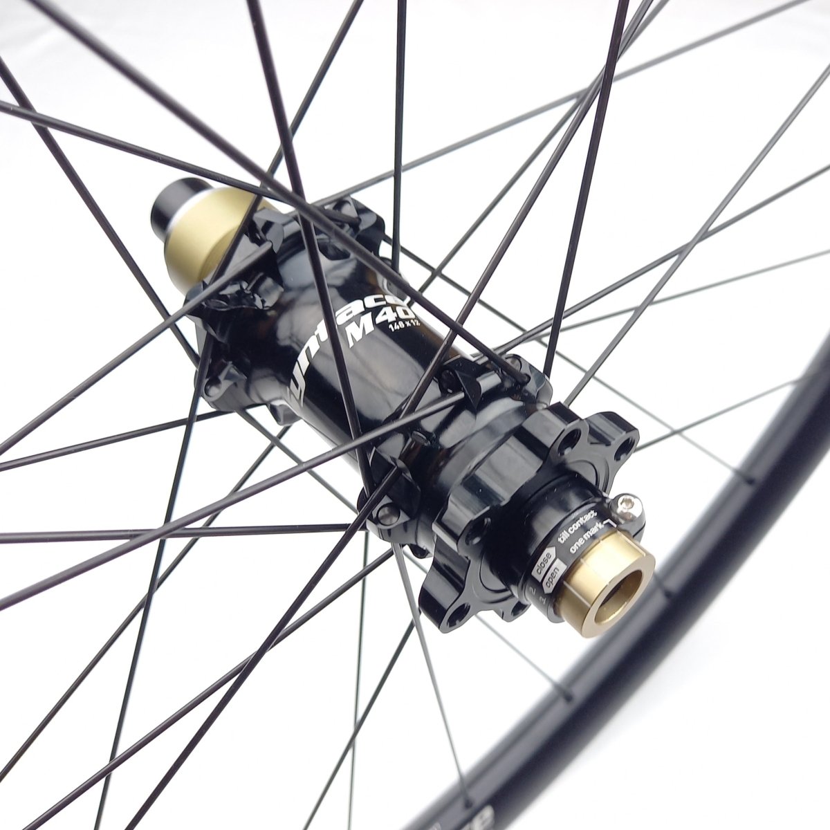Syntace W28i Straight M40 Laufradsatz 29 Zoll Boost 6-Loch SRAM XD - RAAAD.de
