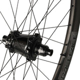 Race Face Next R 31 Carbon Laufradsatz 29" | Boost 15x110 / 12x148 mm | 6 - Loch Disc | SRAM XD | All - Mountain / E - MTB - RAAAD.de