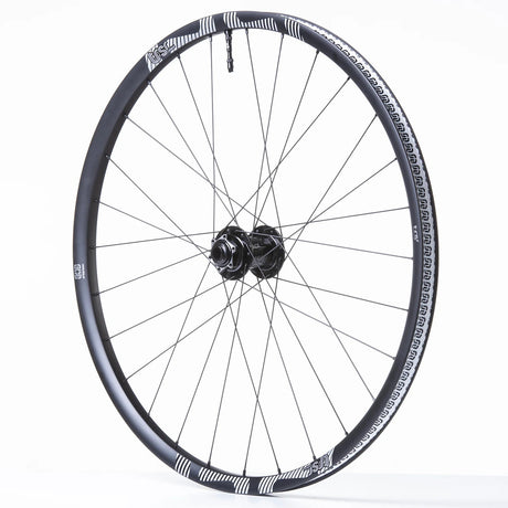 E Thirteen TRS RACE SL Carbon Vorderrad 27.5 Zoll 15x110 mm Boost - RAAAD.de